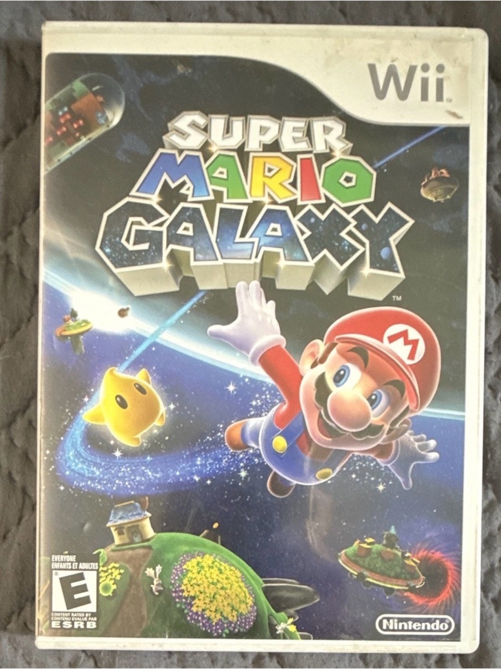 Nintendo Super Mario Galaxy (red, blue, white)